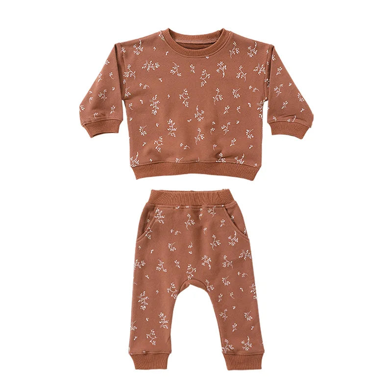 Baby’ Autumn Cotton Knit Set – Cozy Pullover & Pants